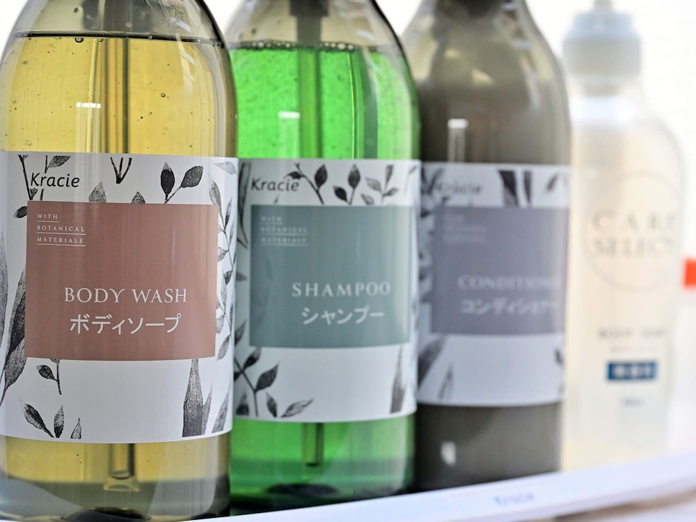 スタンダード ダブルルーム バスルームの設備1 | ホテル ラフィネ - 大人限定