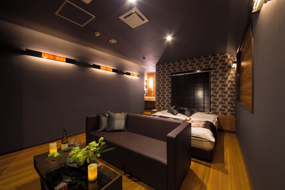 スタンダード ダブルルーム 客室5 | ホテル ラフィネ - 大人限定