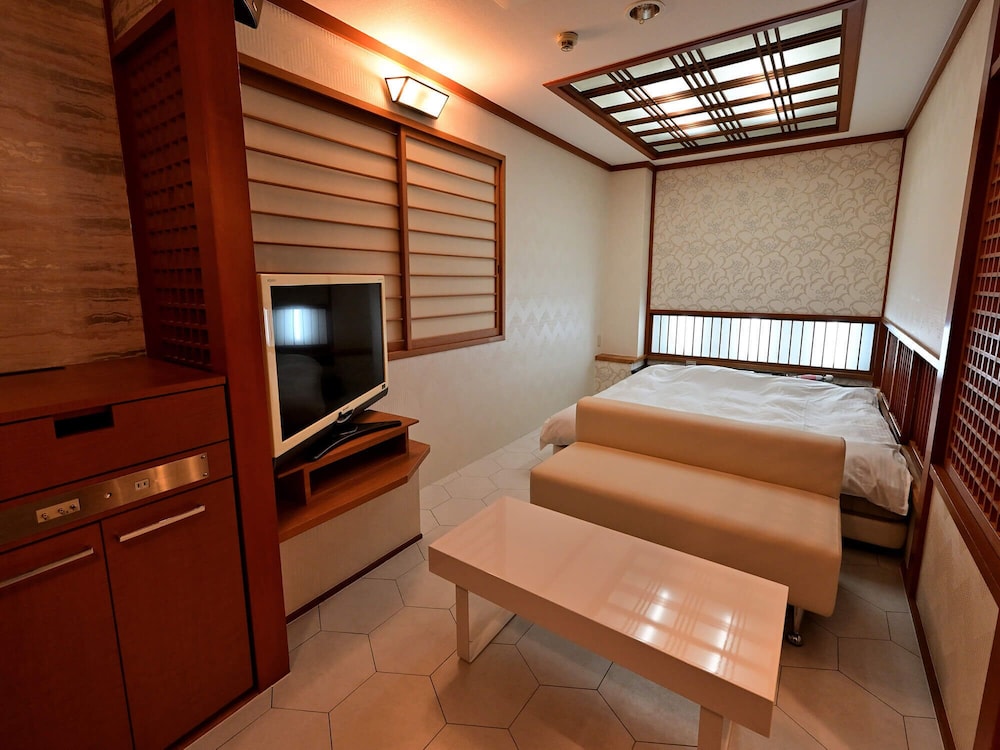 スタンダード ダブルルーム 客室7 | ホテル ラフィネ - 大人限定