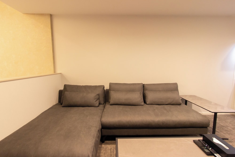 デラックス スタジオ 客室4 | Tabi and.-light-博多01