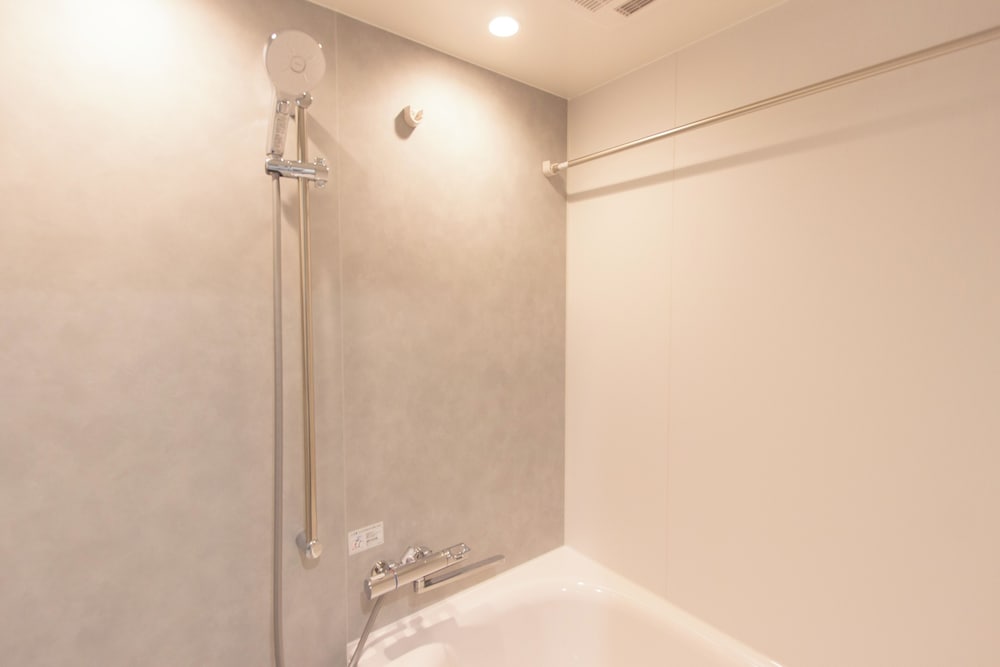 デラックス スタジオスイート バスルーム0 | Tabi and.-light-博多01