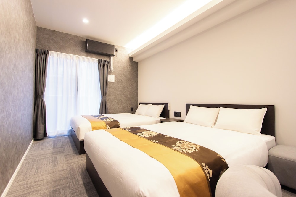 コンフォート 4 人部屋 客室3 | Tabi and.-light-博多01