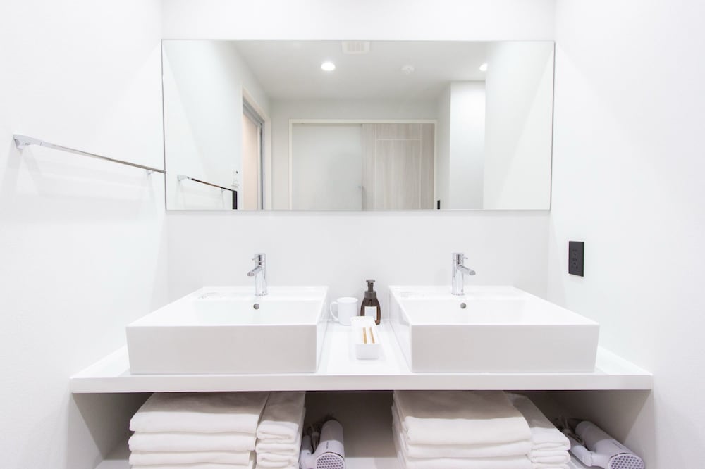 デラックス スタジオ 客室13 | Tabi and.-light-博多01