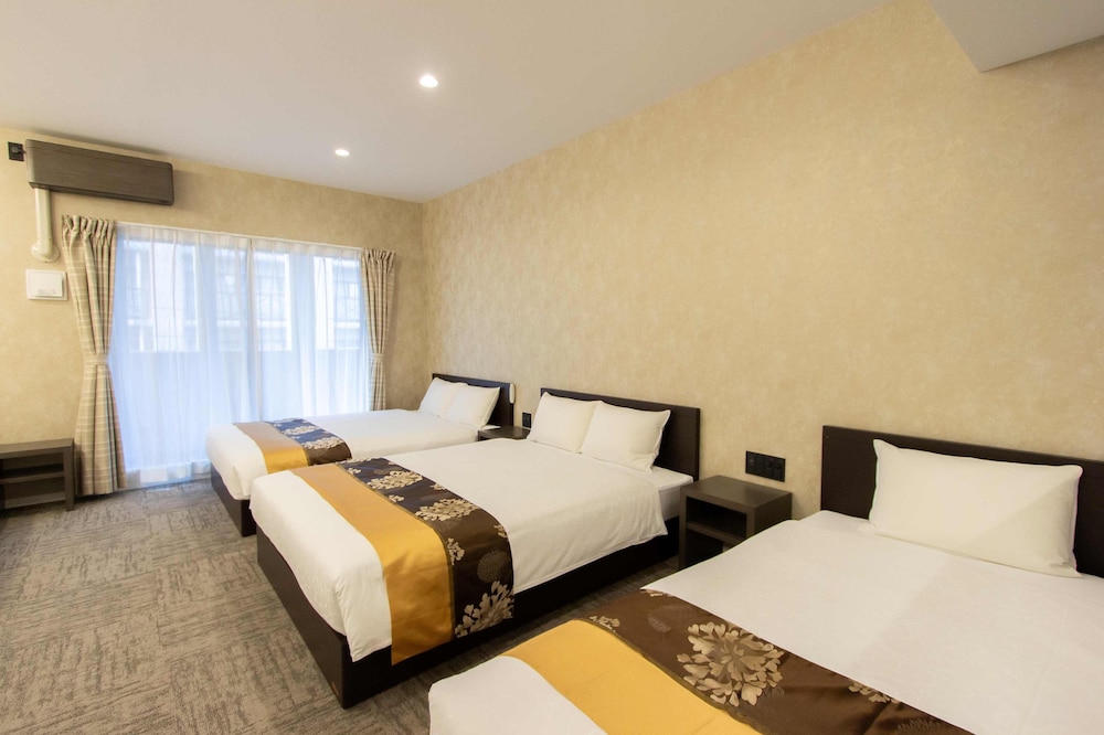 デラックス スタジオ 客室10 | Tabi and.-light-博多01