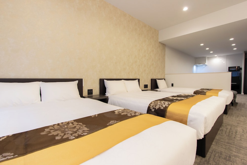 デラックス スタジオ 客室8 | Tabi and.-light-博多01