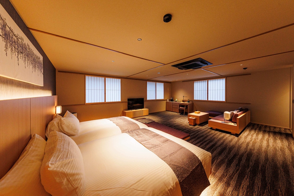 ラグジュアリー ツインルーム 客室1 | 奈良春日鹿のや