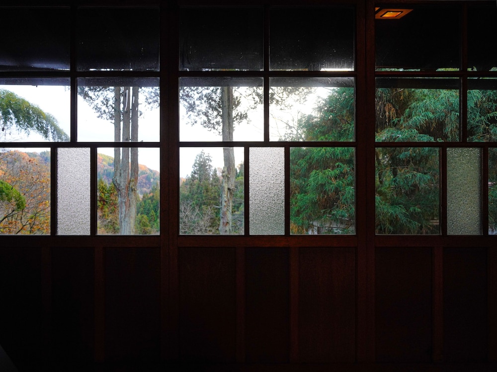 デラックス ルーム マウンテンビュー 客室1 | 真秀ろば