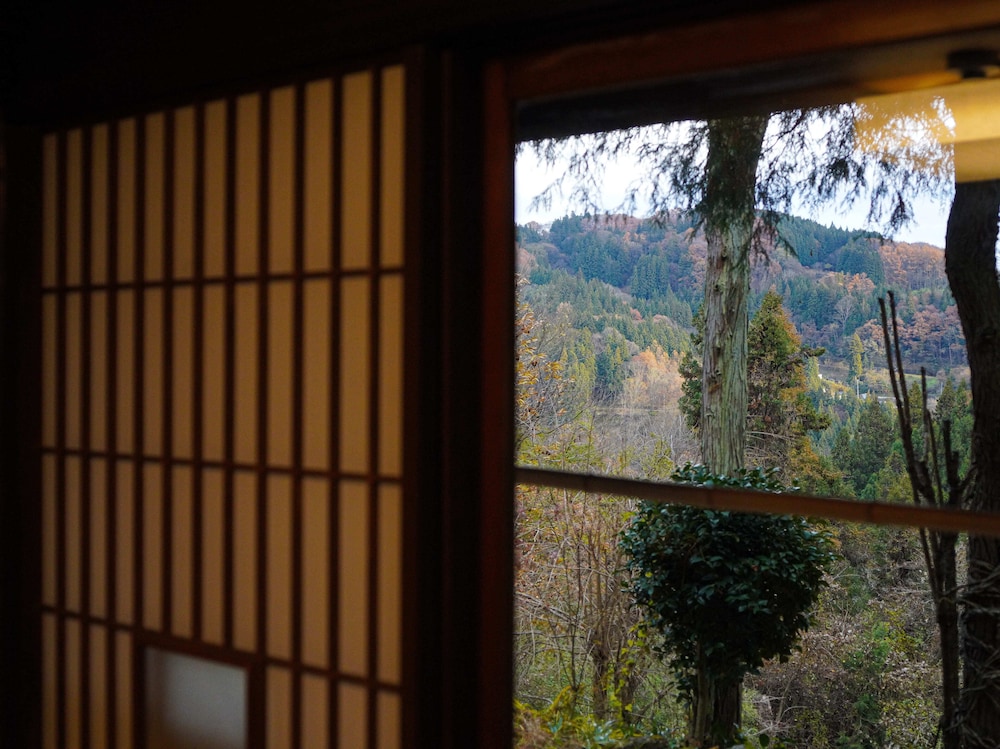 スタンダード ダブルまたはツインルーム マウンテンビュー 客室0 | 真秀ろば