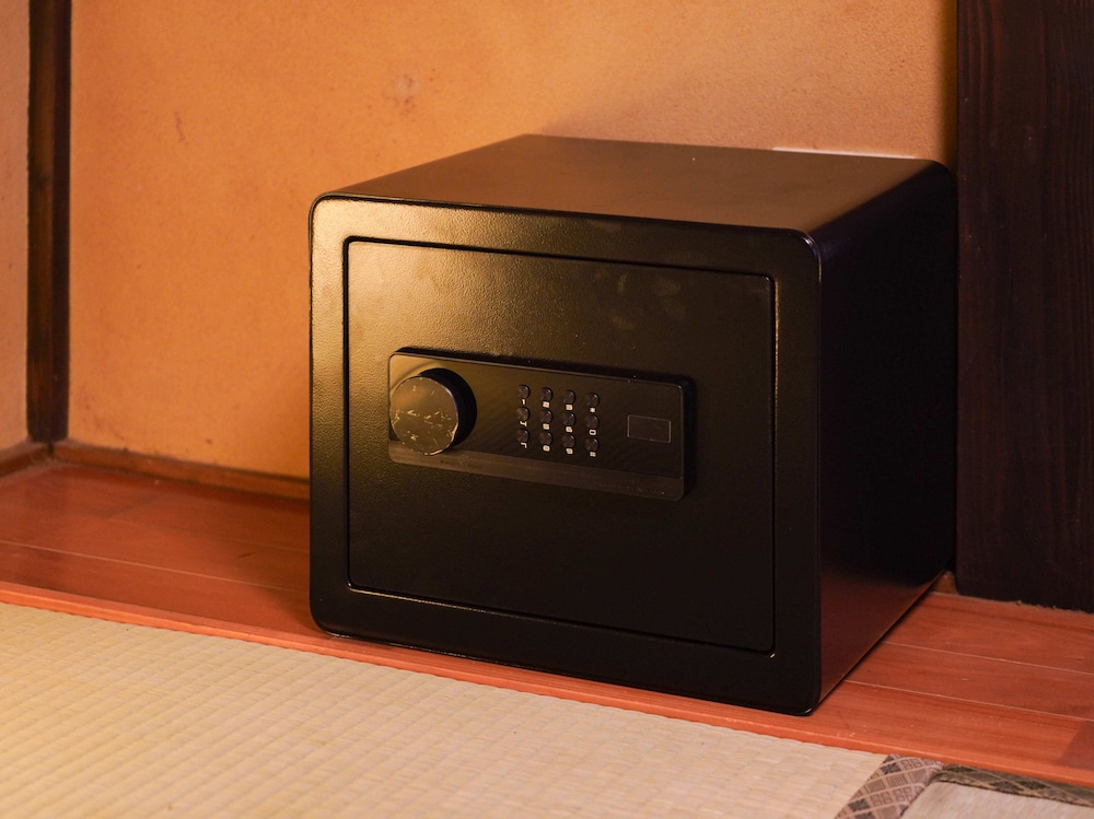 スタンダード ダブルまたはツインルーム マウンテンビュー セーフティボックス0 | 真秀ろば