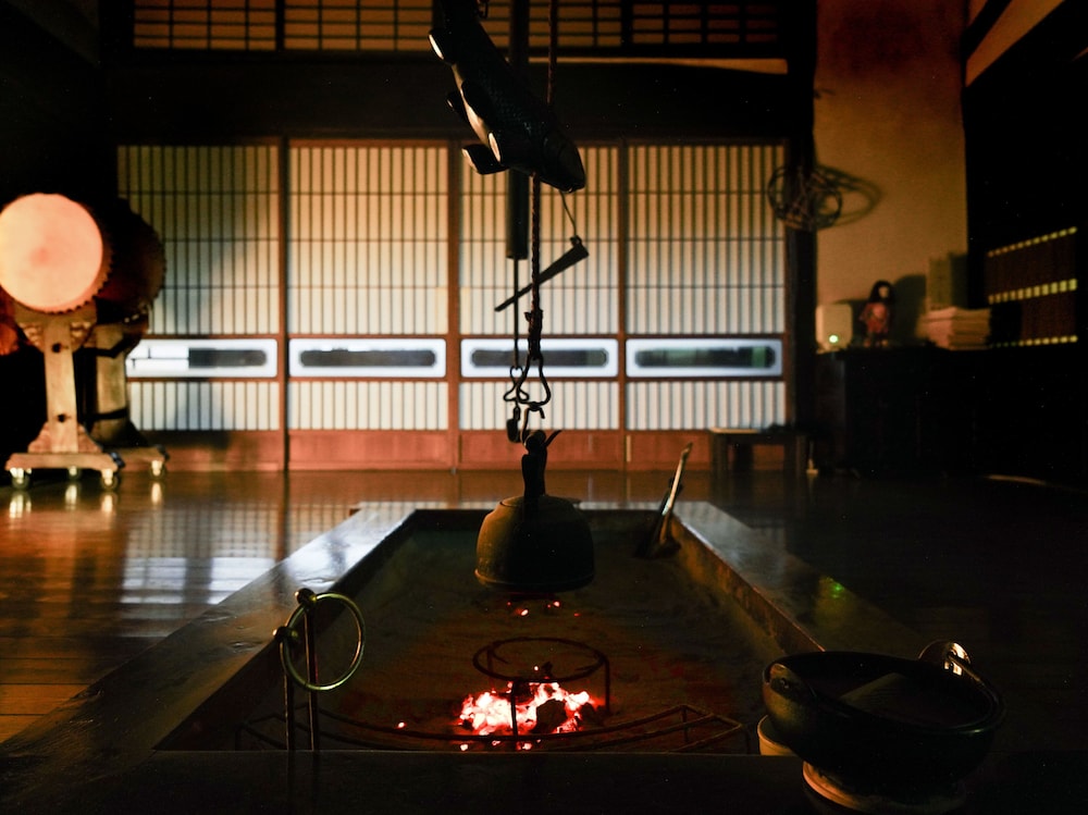 スタンダード ダブルまたはツインルーム マウンテンビュー リビング エリア1 | 真秀ろば