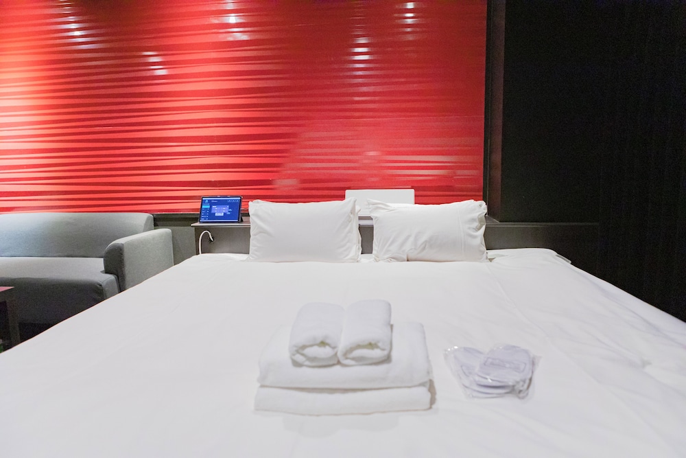 クイーンルーム (アンバールージュ) 禁煙 客室1 | ホテル リマ ショコラ