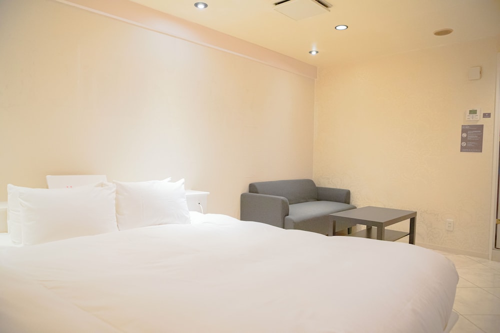 クイーンルーム (ブラッシュ) 禁煙 客室0 | ホテル リマ ショコラ