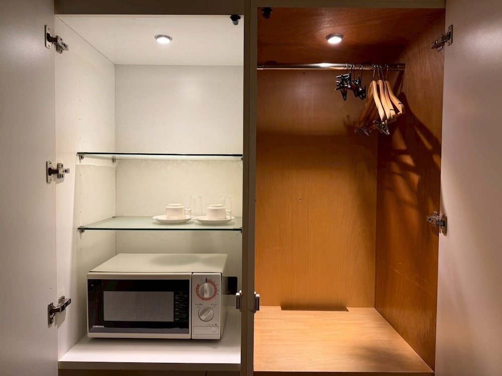 クイーンルーム (カラーブルーム) 禁煙 客室の設備とサービス2 | ホテル リマ ショコラ