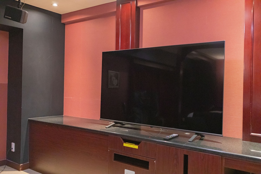 キングルーム (クリムゾンオペラ) 禁煙 客室の設備とサービス0 | ホテル リマ ショコラ