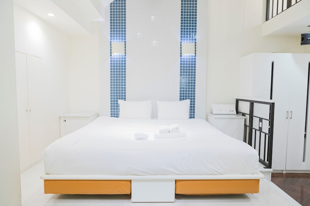 クイーンルーム サウナ付 (ホワイトブリーズ) 禁煙 客室8 | ホテル リマ ショコラ