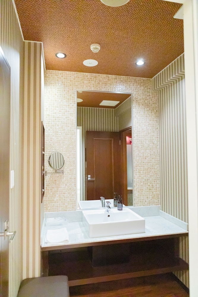 クイーンルーム サウナ付 (オリエンタルカーム) 禁煙 バスルーム0 | ホテル リマ ショコラ