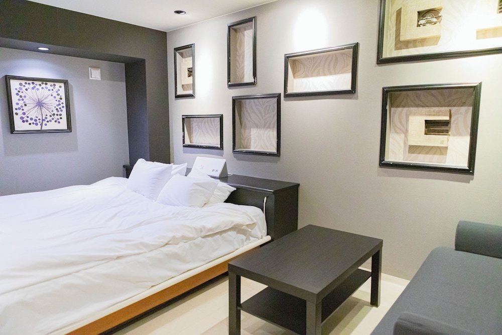 クイーンルーム (モダンミューズ) 禁煙 客室3 | ホテル リマ ショコラ