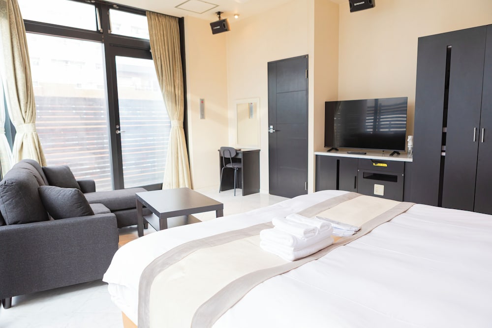 クイーンルーム サウナ&テラス付 (アーバンテラス) 禁煙 客室0 | ホテル リマ ショコラ