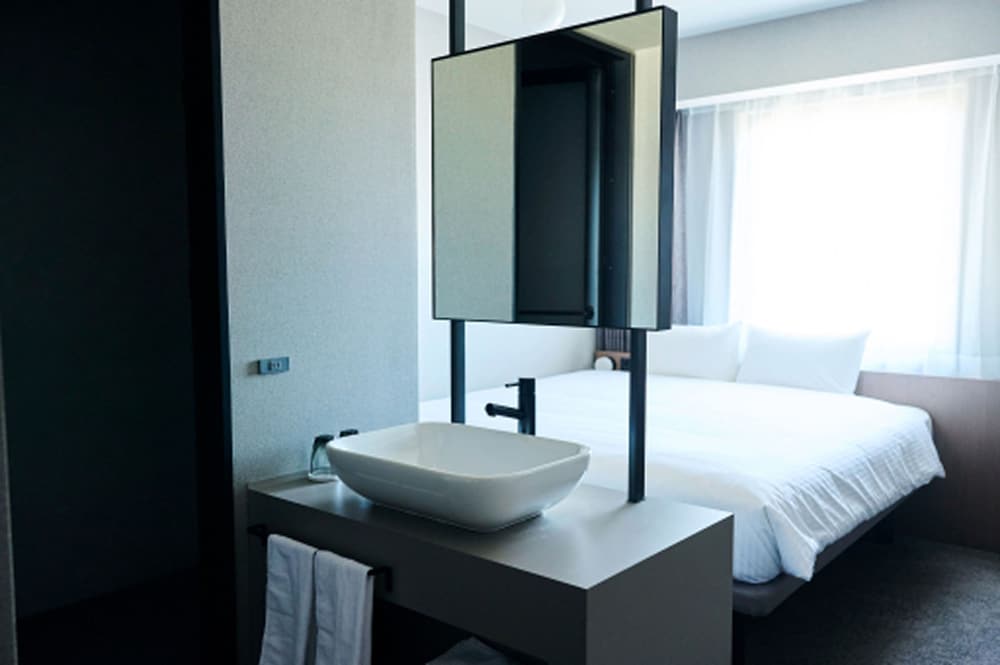 スーペリア ルーム キングベッド 1 台 禁煙 客室3 | THE KNOT UTSUNOMIYA