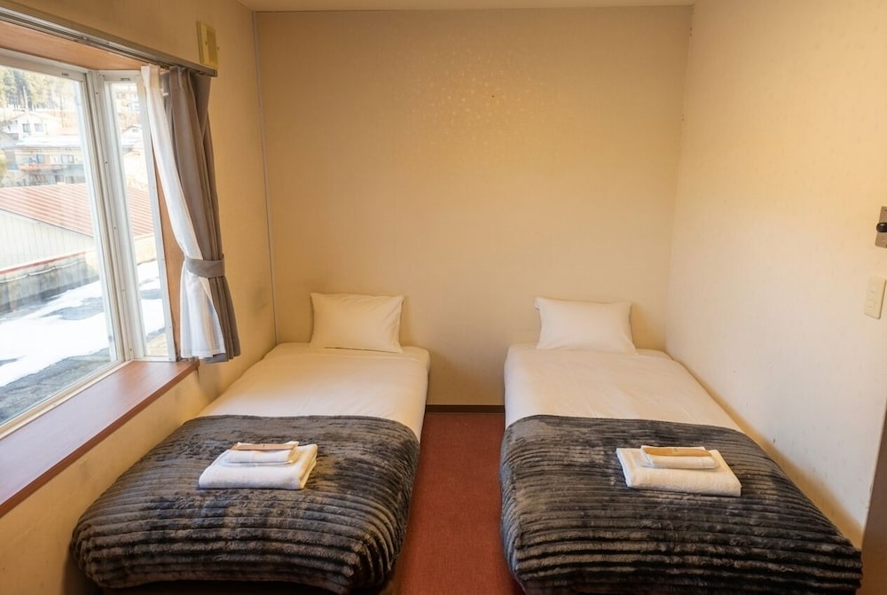 トリプルルーム 客室3 | THE GAKUSUI - Hostel