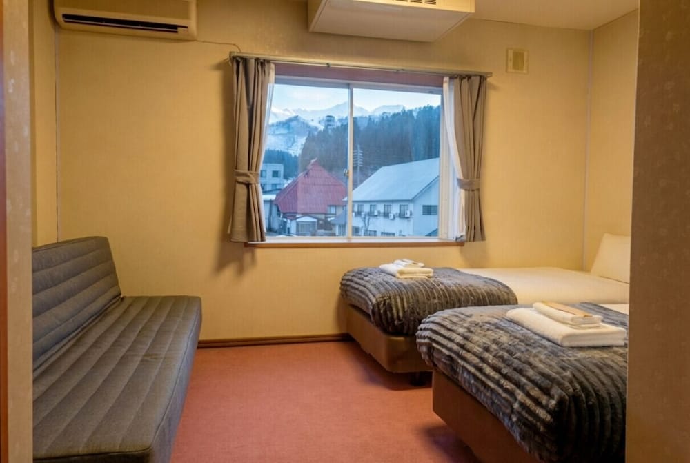 トリプルルーム 客室2 | THE GAKUSUI - Hostel