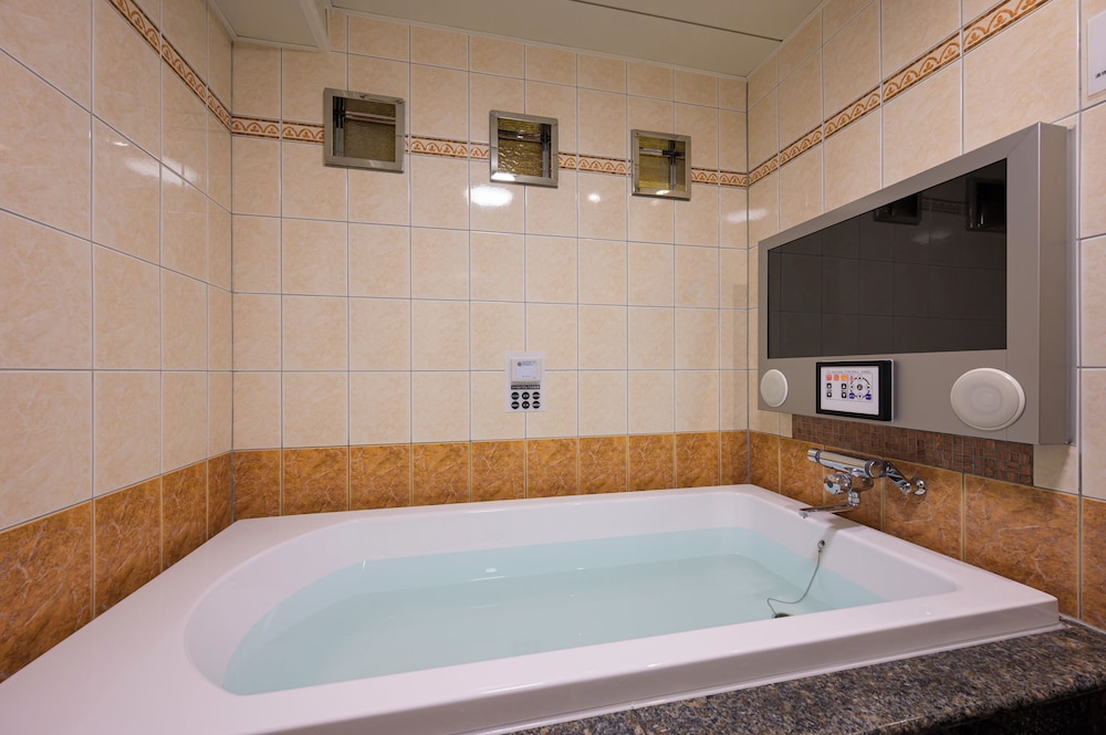 スタンダード ダブルルーム 禁煙 バスルーム0 | BE FREE HOTELS甲府