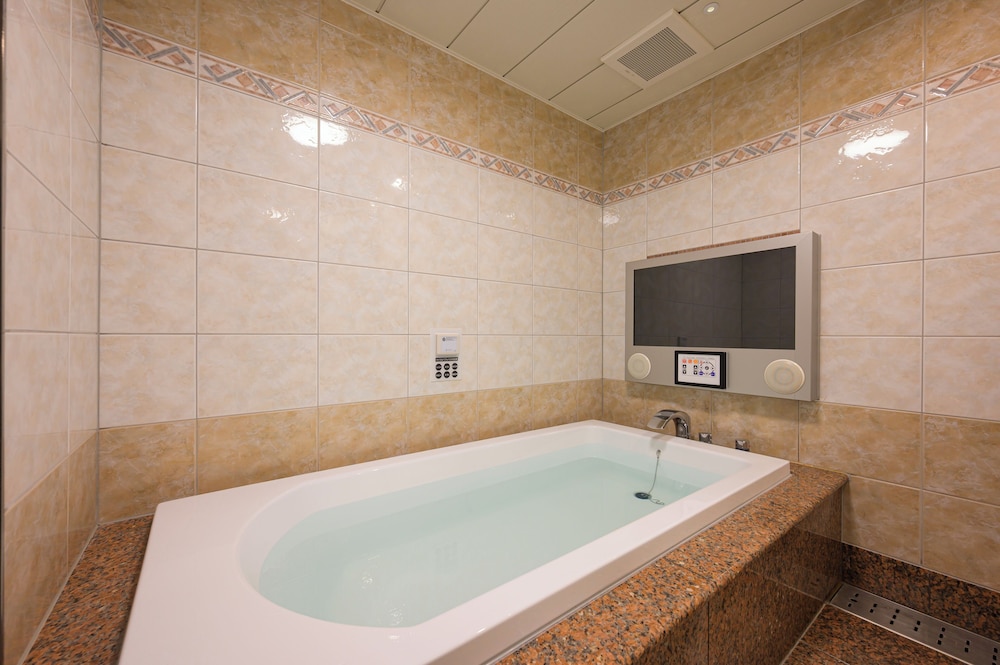 スーペリア ツインルーム 禁煙 サウナ バスルーム0 | BE FREE HOTELS甲府