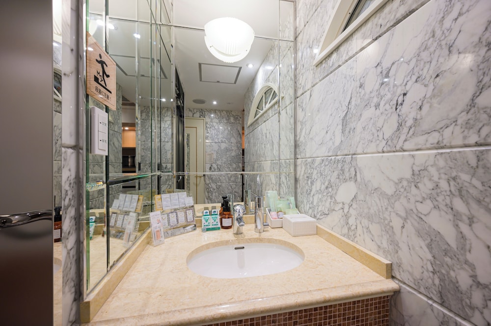 エコノミー ダブルルーム 禁煙 客室2 | BE FREE HOTELS甲府