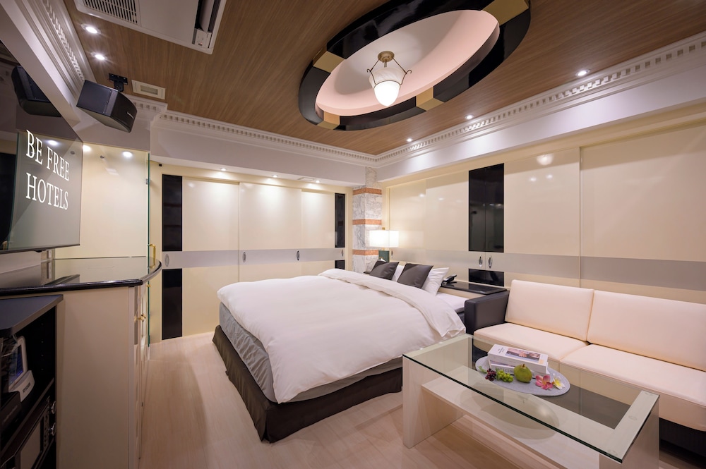 ダブルルーム キングベッド 1 台 禁煙 専用バスルーム | BE FREE HOTELS甲府