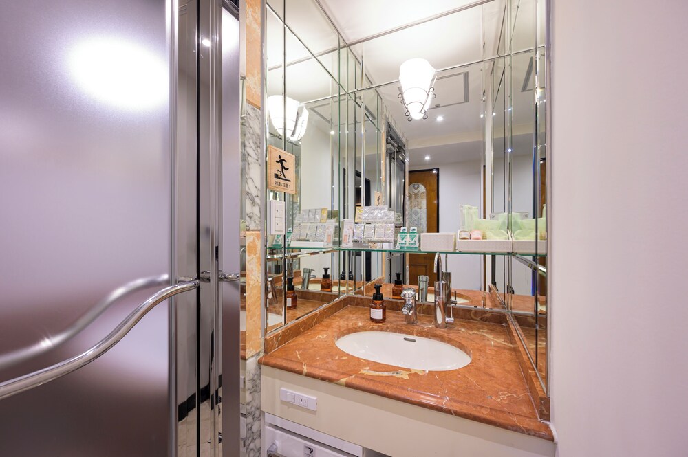 スーペリア ツインルーム 禁煙 キッチン 客室2 | BE FREE HOTELS甲府