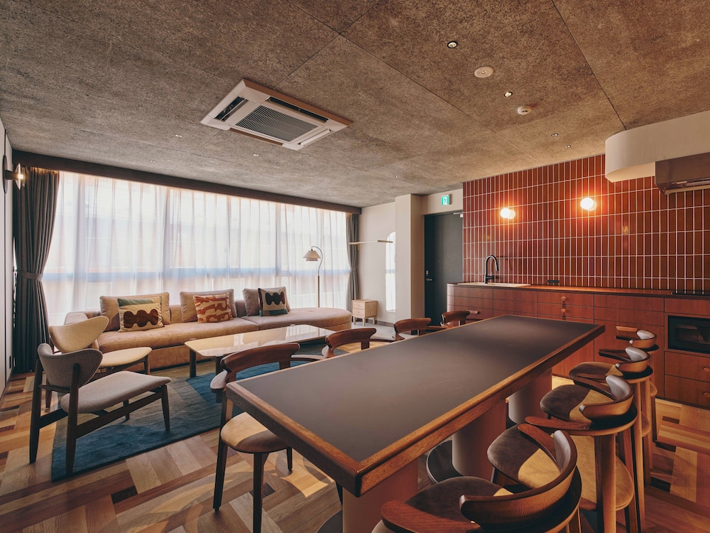 デラックス スイート コーナー 客室7 | illi Nuto Shinjuku