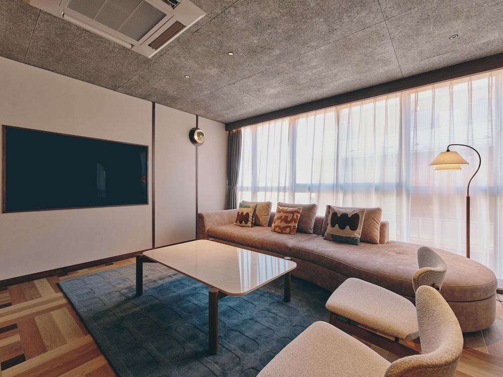 デラックス スイート コーナー 客室4 | illi Nuto Shinjuku