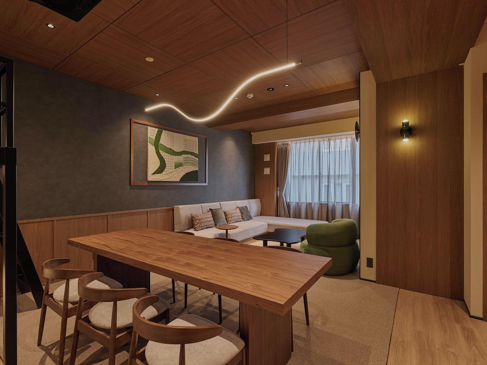 スタンダード スイート リビング エリア1 | illi Aest Shinagawa-Gotanda