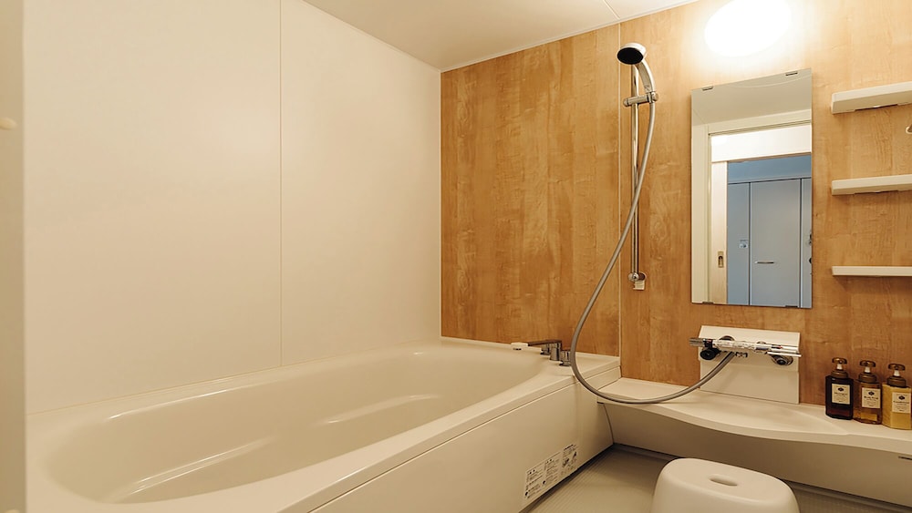 スーペリア ダブルルーム 禁煙 コートヤードビュー バスルーム0 | 瀾山ホテル LanshanHotel 澜山酒店