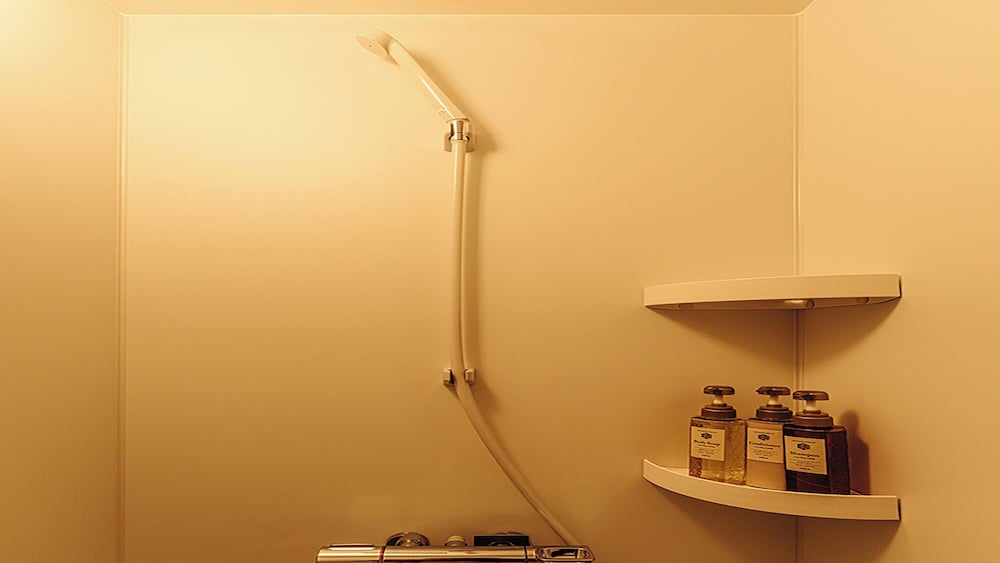 ベーシック ダブルルーム 禁煙 コートヤードビュー バスルーム0 | 瀾山ホテル LanshanHotel 澜山酒店