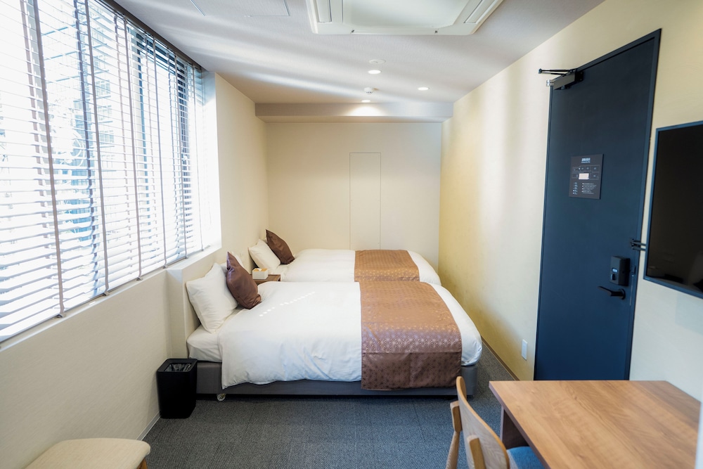 スーペリア ツインルーム 客室8 | Hotel S-Presso Namba Ekimae