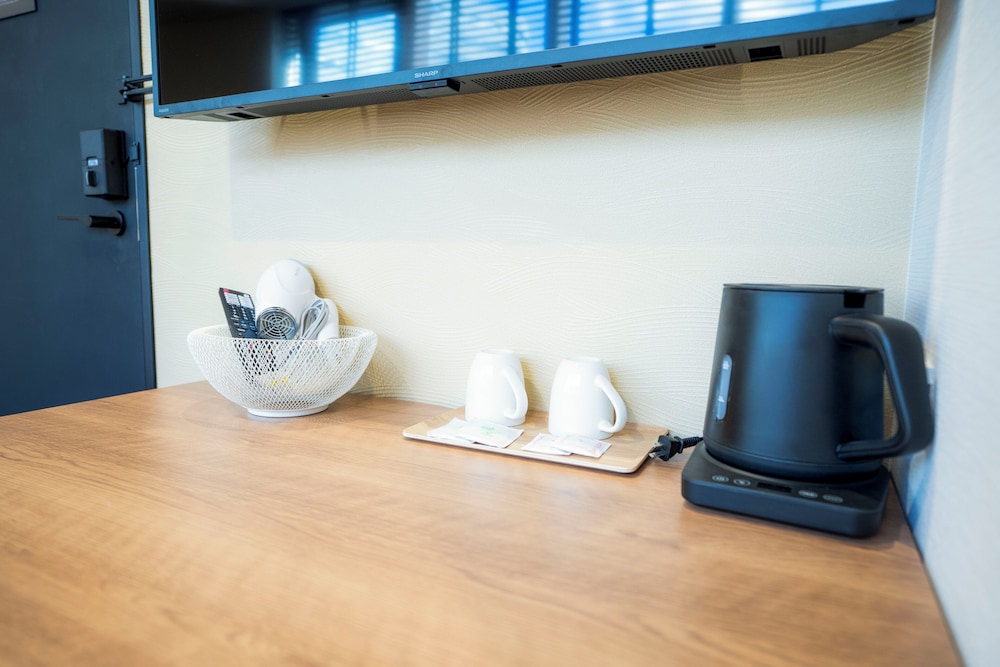 スーペリア ツインルーム 客室の設備とサービス0 | Hotel S-Presso Namba Ekimae