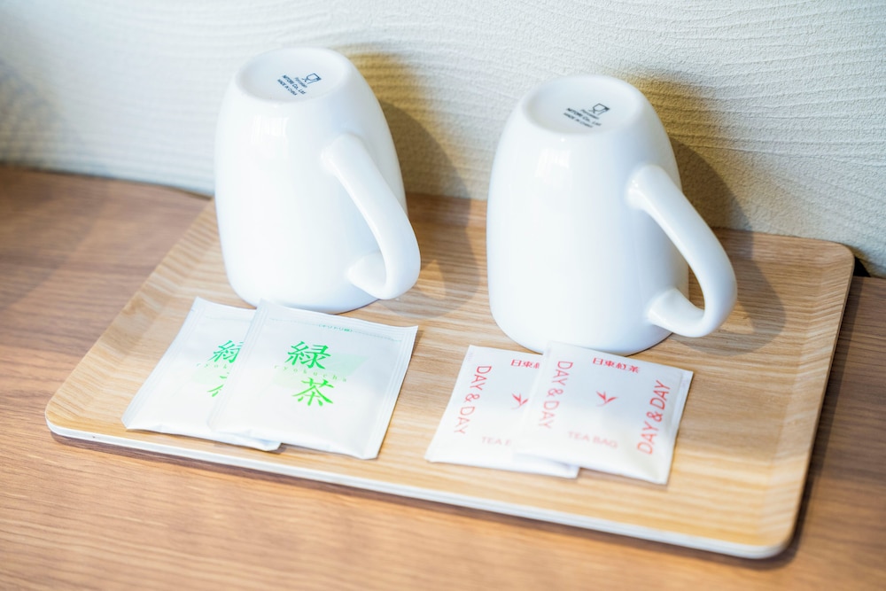 スーペリア ツインルーム 客室の設備とサービス1 | Hotel S-Presso Namba Ekimae