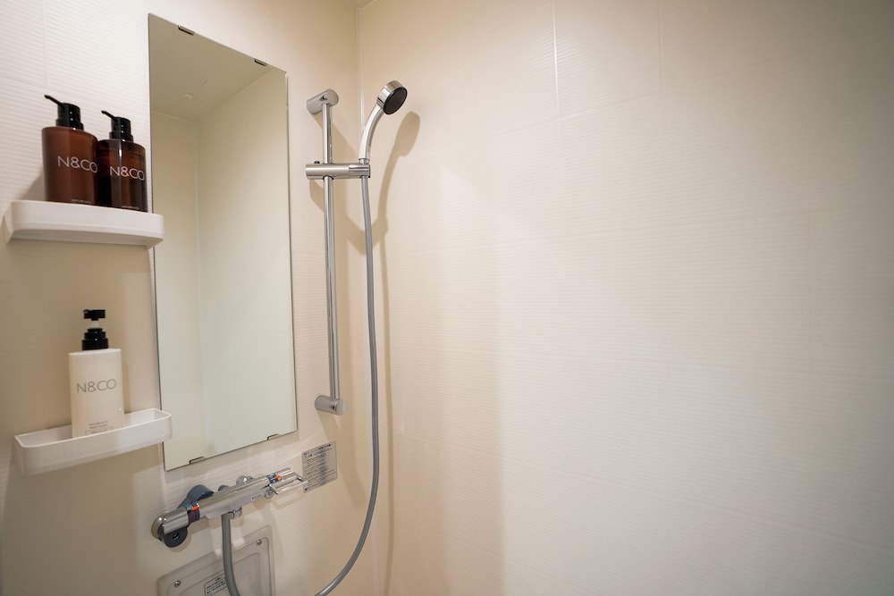 デラックス ツインルーム バスルーム2 | Hotel S-Presso Namba Ekimae