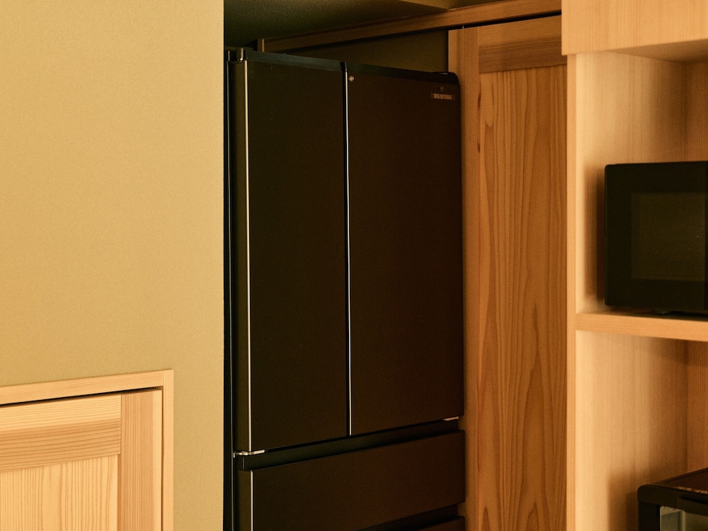 スーペリア 4 人部屋 ガーデンビュー 専用キッチン0 | GEOSPOT MOTOHAKONE B