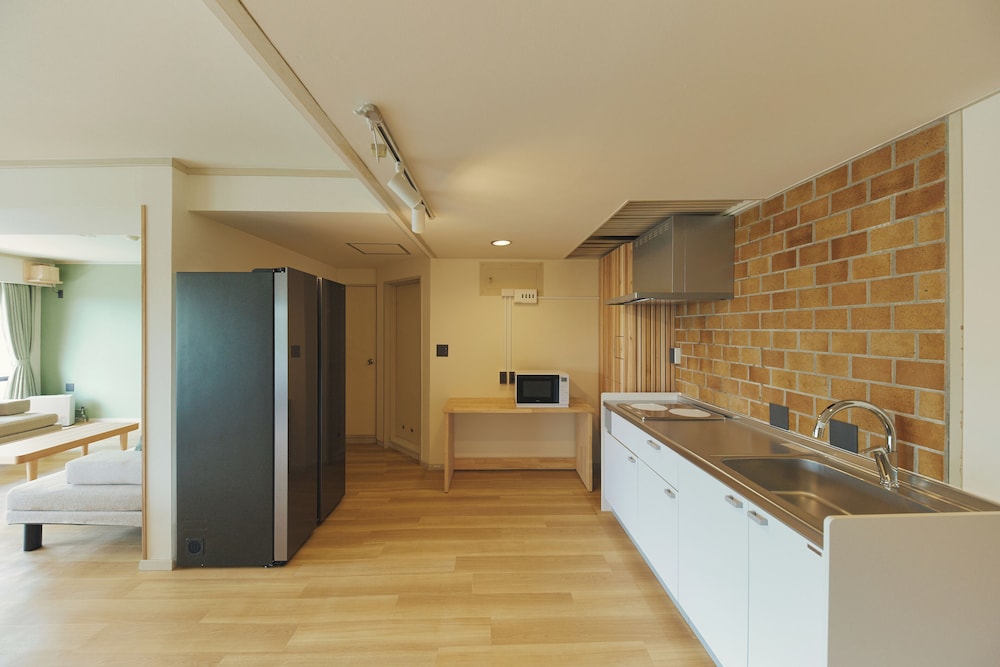 デラックス ルーム バルコニー マウンテンビュー 客室9 | フォートリート箱根仙石原