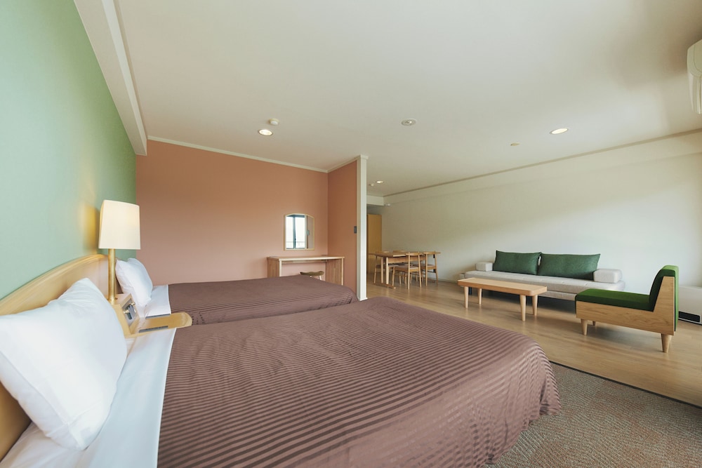 スタンダード ルーム バルコニー マウンテンビュー 客室1 | フォートリート箱根仙石原