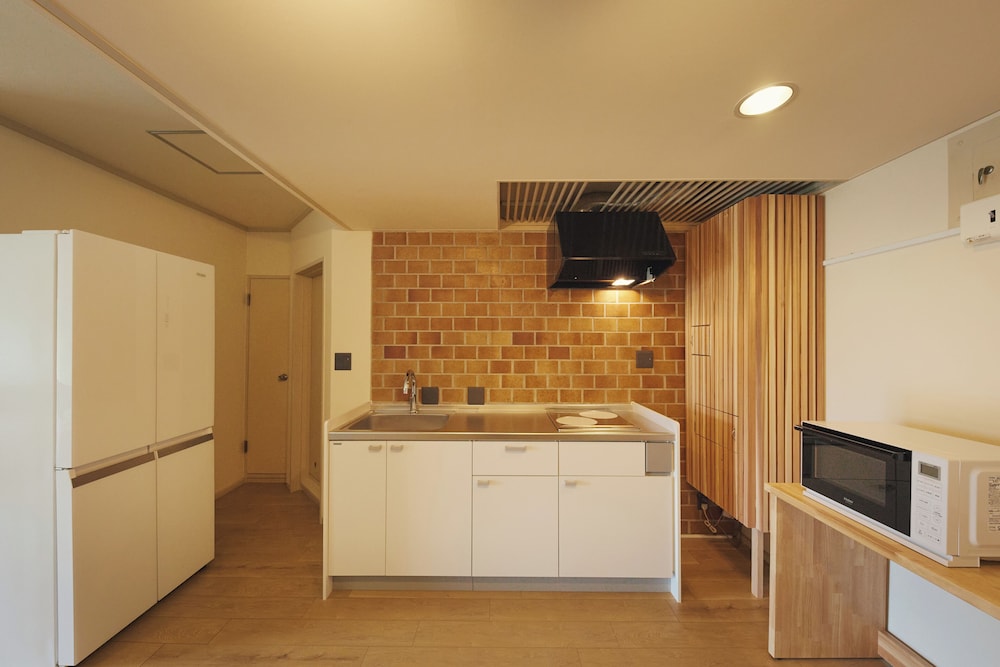 スタンダード ルーム バルコニー マウンテンビュー 専用キッチン1 | フォートリート箱根仙石原