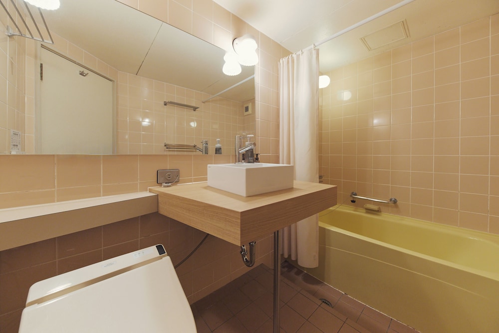 デラックス ルーム バルコニー マウンテンビュー バスルーム0 | フォートリート箱根仙石原