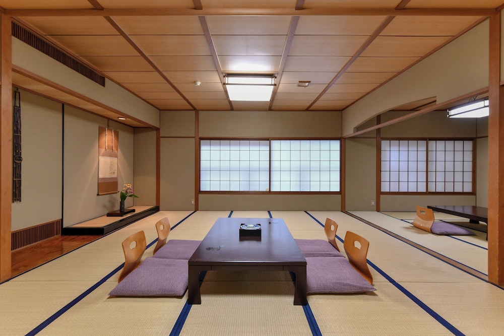 客室1 | あわら温泉　みのや泰平閣