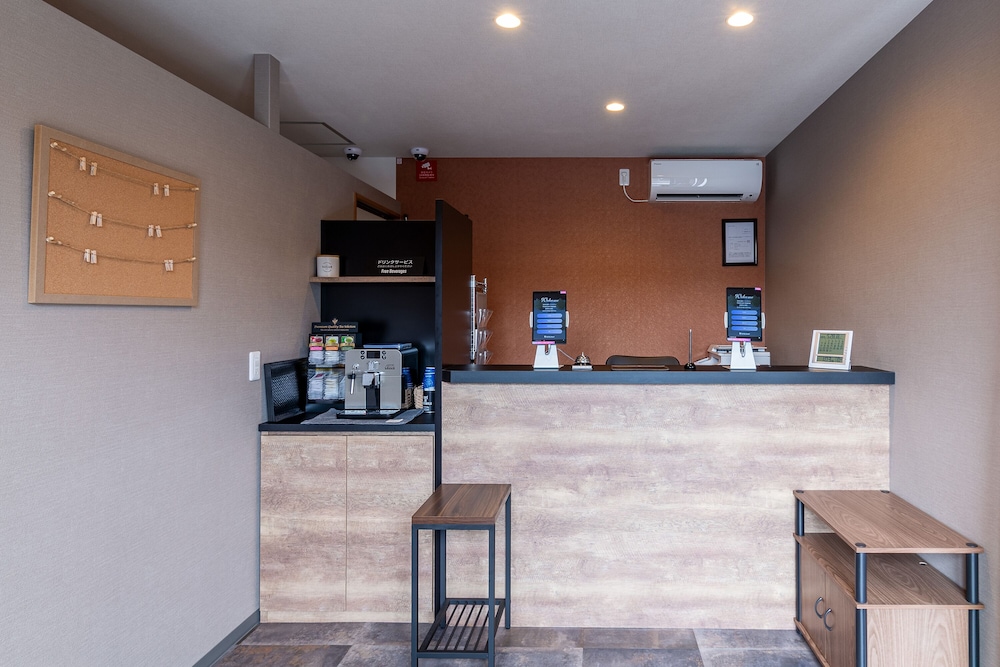 フロント1 | HOTEL R9 The Yard 田川香春