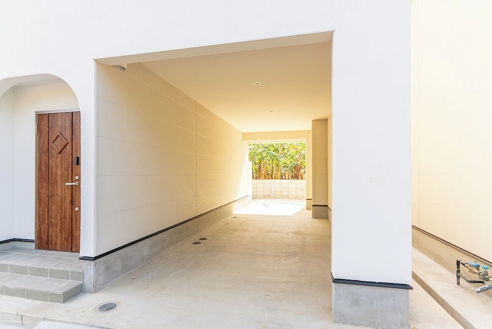 客室1 | グランディオーソ沖縄ヴィラ恩納10