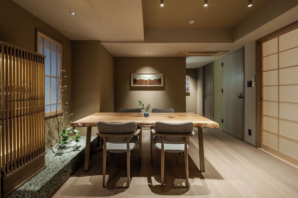 ファミリー スイート 2 ベッドルーム シティビュー 内装0 | MOKU KYOTO