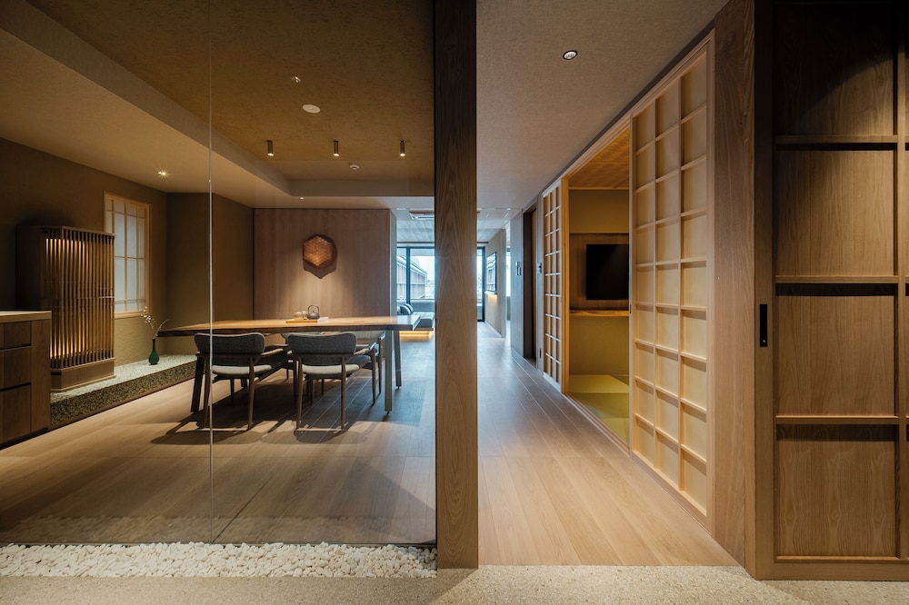 デラックス スイート 2 ベッドルーム シティビュー 客室0 | MOKU KYOTO