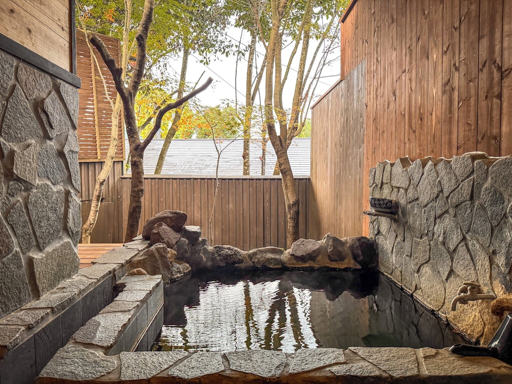 海(UMI) / 和洋室 / 露天風呂付き 禁煙 バスルーム0 | 旅館 ゆふもみじ